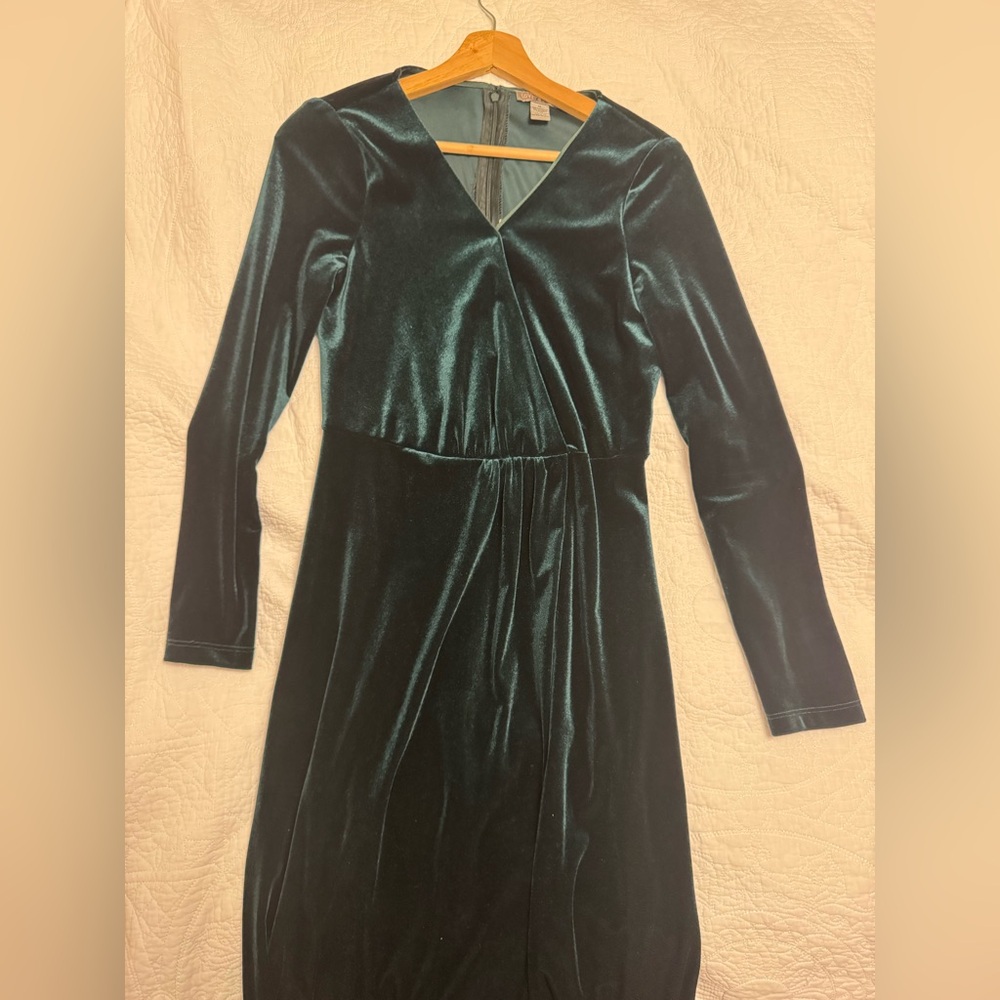 Elegant Velvet Dark Green Maxi Dress